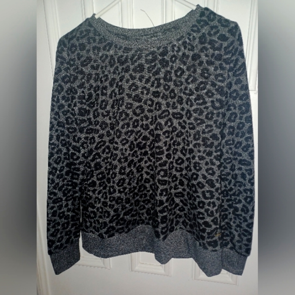 BCBG Maxazria Women's Sweatshirt XL Gray  Black Leopard Top